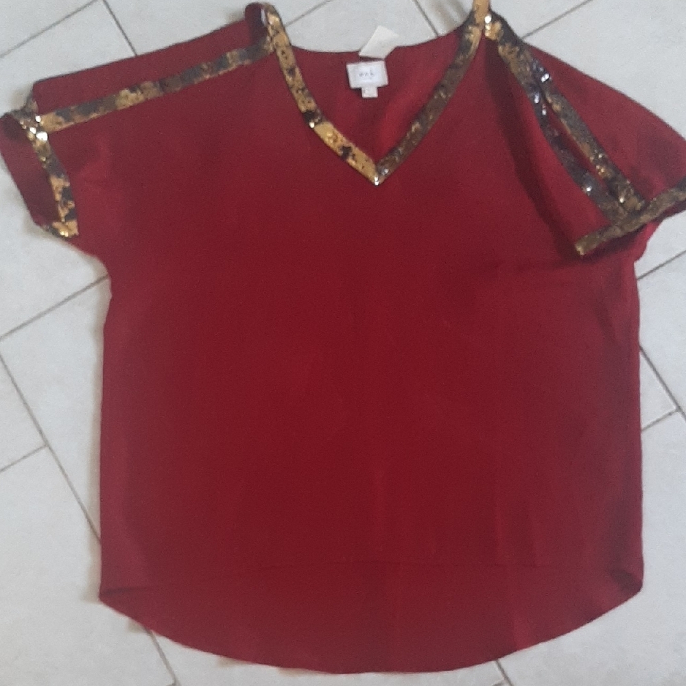 NWT SEQUIN Eci🌟BURGUNDY Top with Gold Accents Size L Oversized